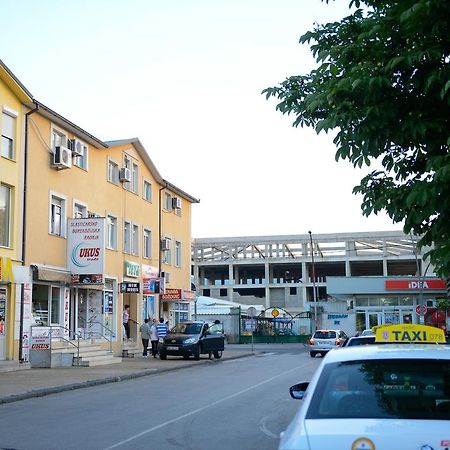 Apartments Mm Nikšić Bagian luar foto
