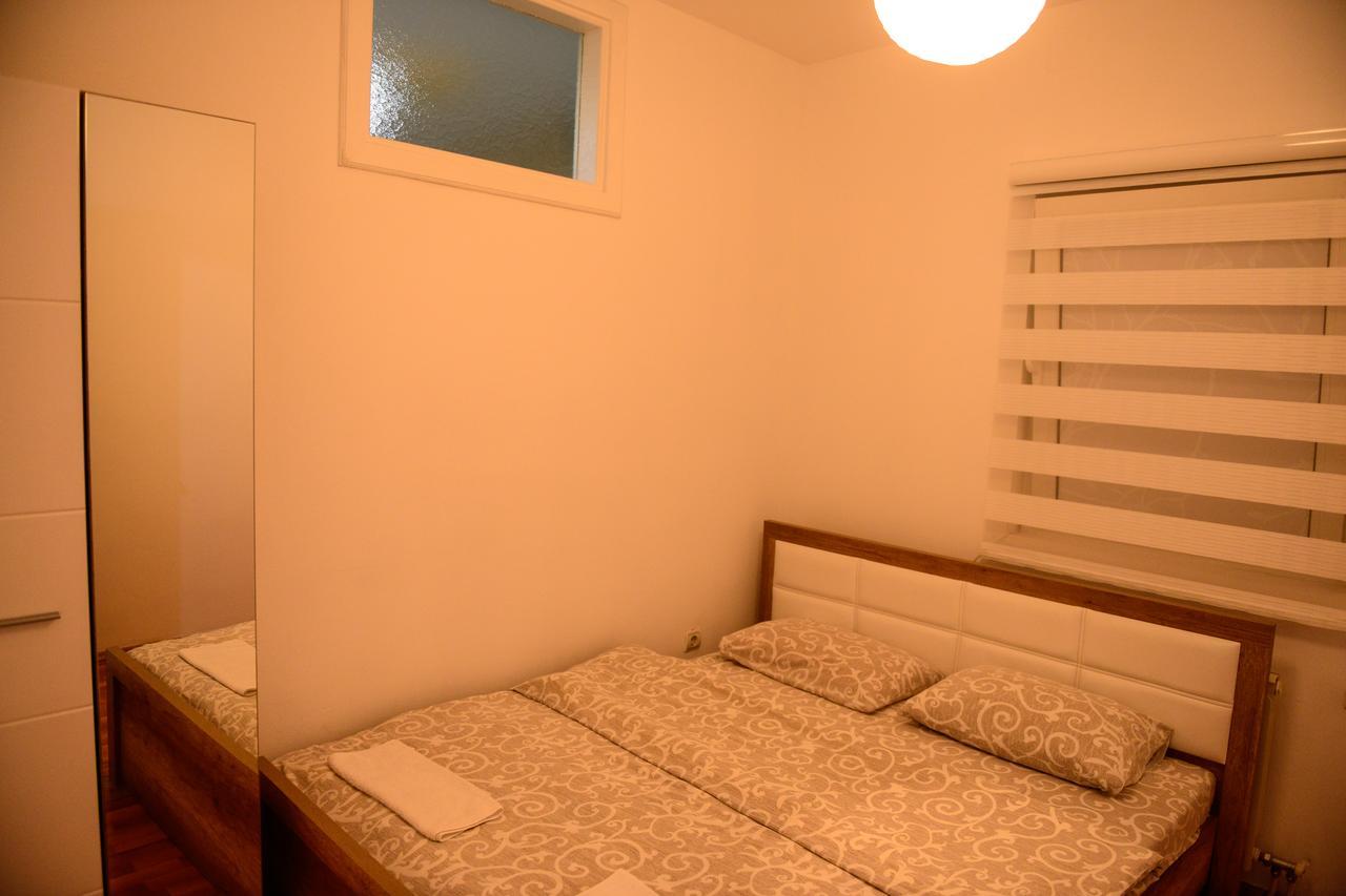 Apartments Mm Nikšić Bagian luar foto